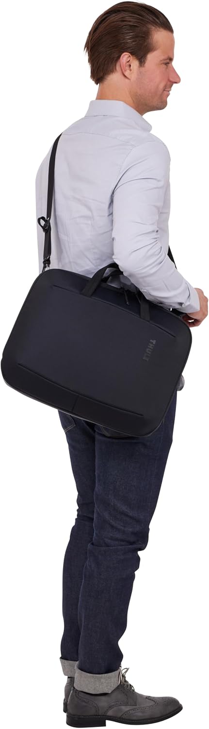 Thule Subterra MacBook attaché 16', Black