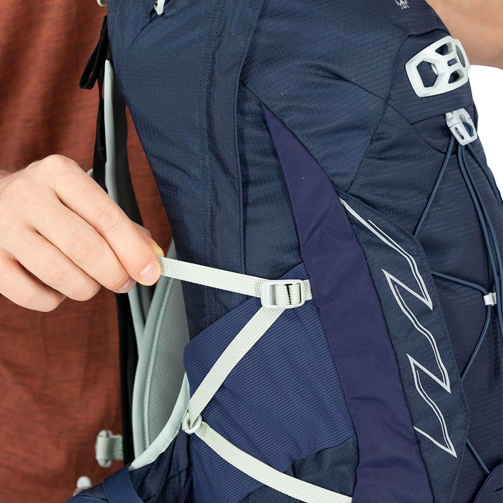 Osprey Talon 11L Men's Hiking Backpack with Hipbelt, Ceramic Blue, Large/X-Large