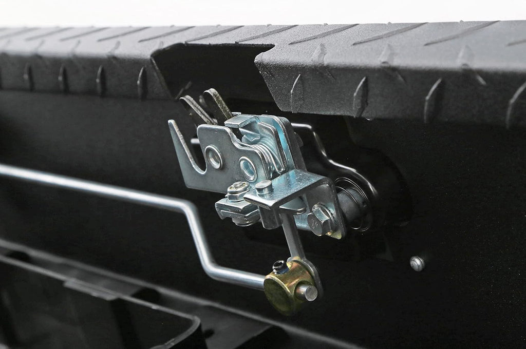 Dee Zee DZ10370TB Red Label Gull Wing Tool Box