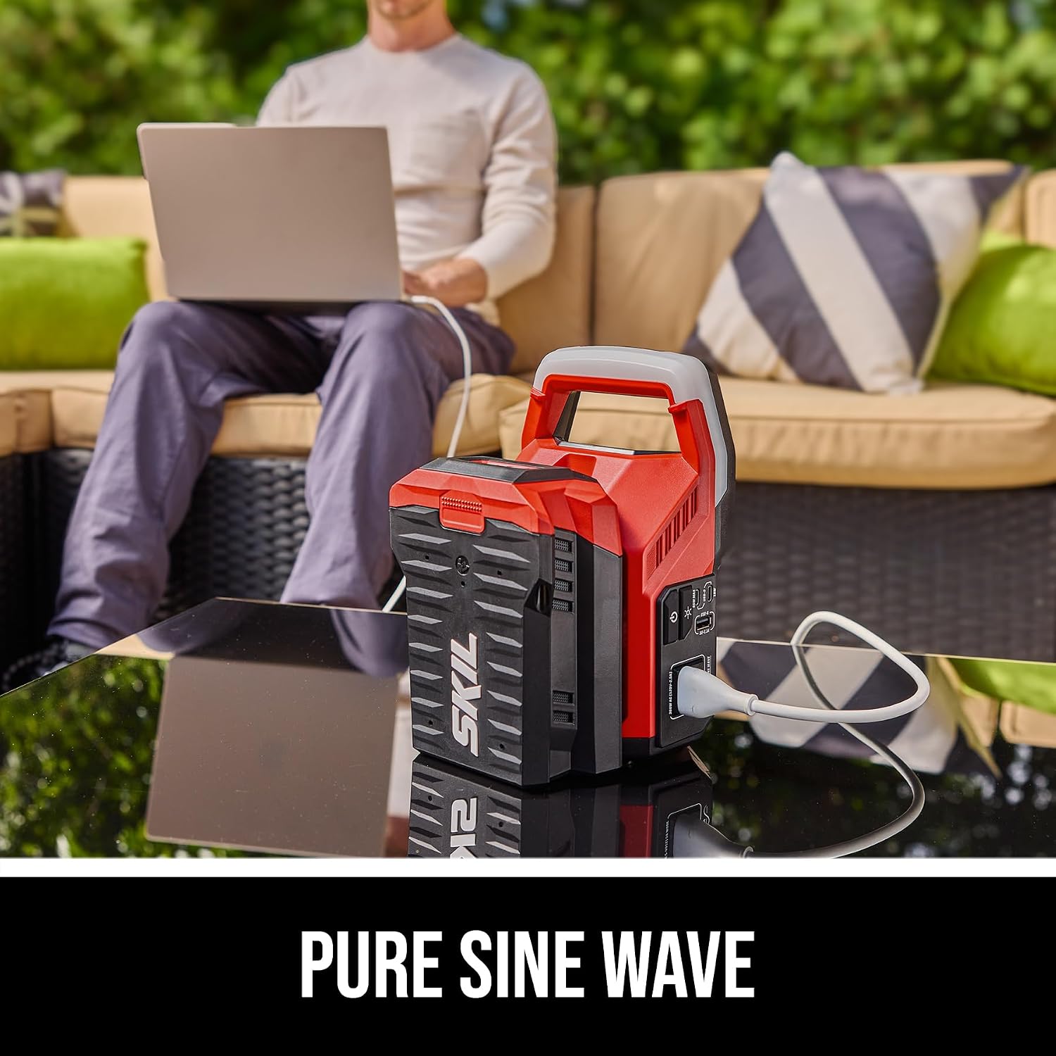 SKIL PWR CORE 40 40V 300W Power Inverter, Compatible with All SKIL 40V Batteries - PI0300C-00