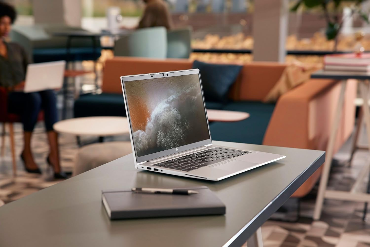 HP EliteBook 845 G8 Laptop, 14' FHD (1920x1080) Display, AMD Ryzen 5 Pro 5650U, 16GB DDR4 RAM, 512GB SSD, Webcam, Lector FP, KB Retroiluminado, HDMI, Windows 11 Pro (Renewed)