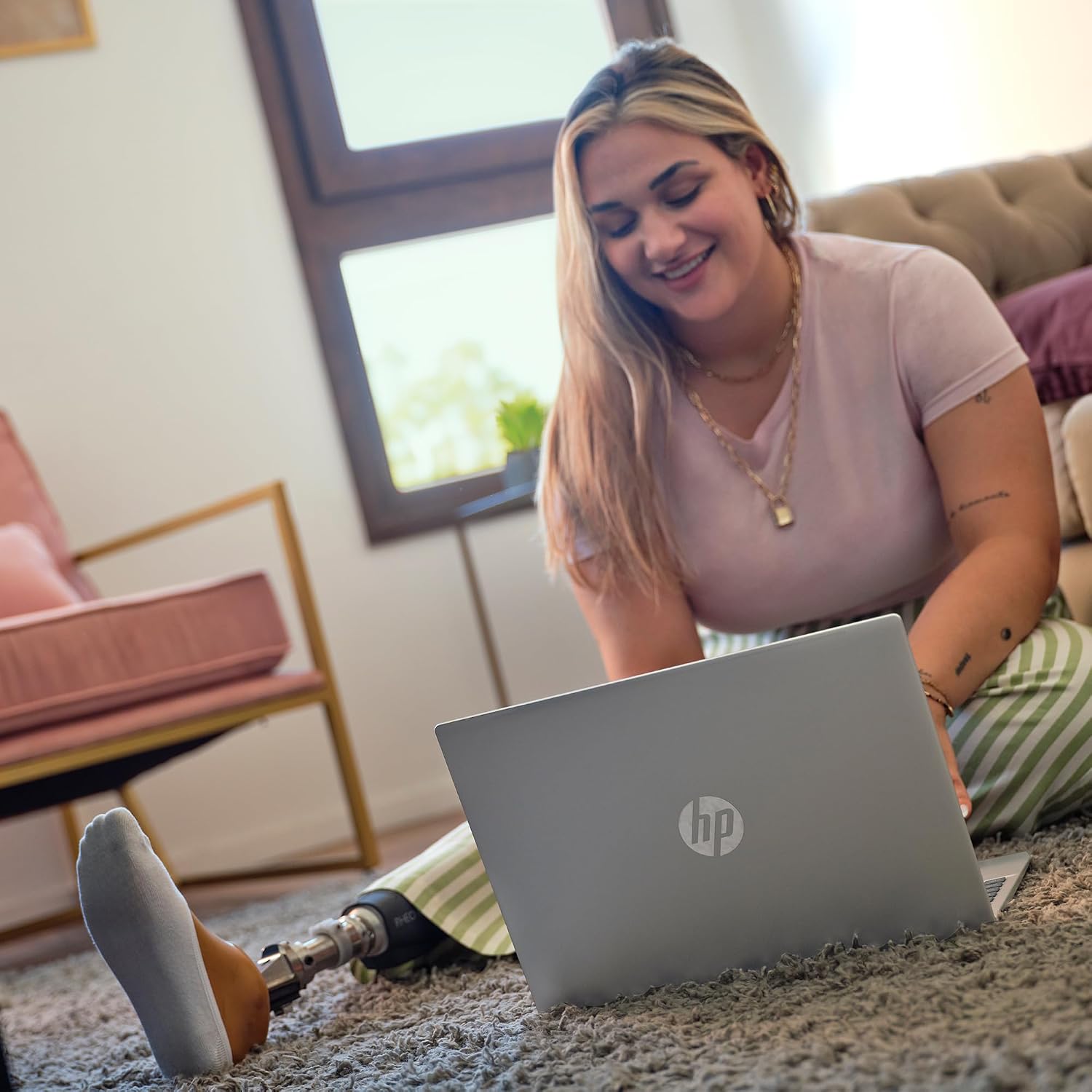 HP OmniBook 5 16 inch AI PC, 2K Touchscreen Display, Intel Core Ultra 5 225U, 16 GB RAM, 512 GB SSD, Intel Graphics, Windows 11 Home, Glacier Silver, 16-af1700nr