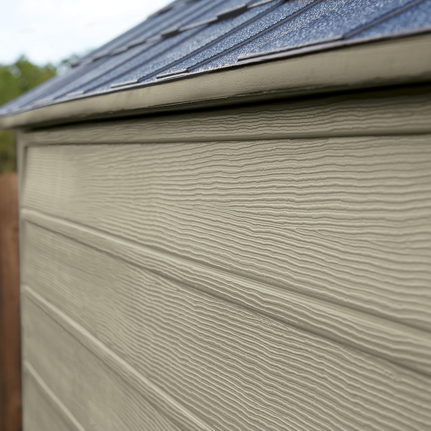 Rubbermaid Resin Outdoor Storage Shed with Floor (7 x 7 Ft) Weather Resistant, Brown Gable, Organization for Home/Backyard/Garden Tools/Lawn Mower/Bike Storage/Pool Supplies
