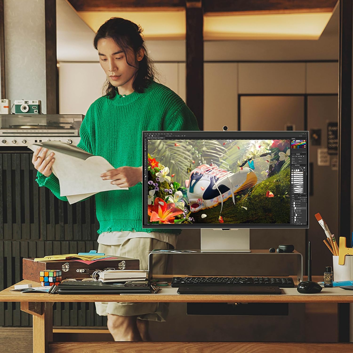 Samsung 27' ViewFinity S9 Series 5K Computer Monitor, Thunderbolt 4, DisplayPort, Matte Display, 4K Slimfit-Camera, Slim Metal Design, AirPlay, Smart-TV Apps, Gaming Hub, LS27C900PANXZA