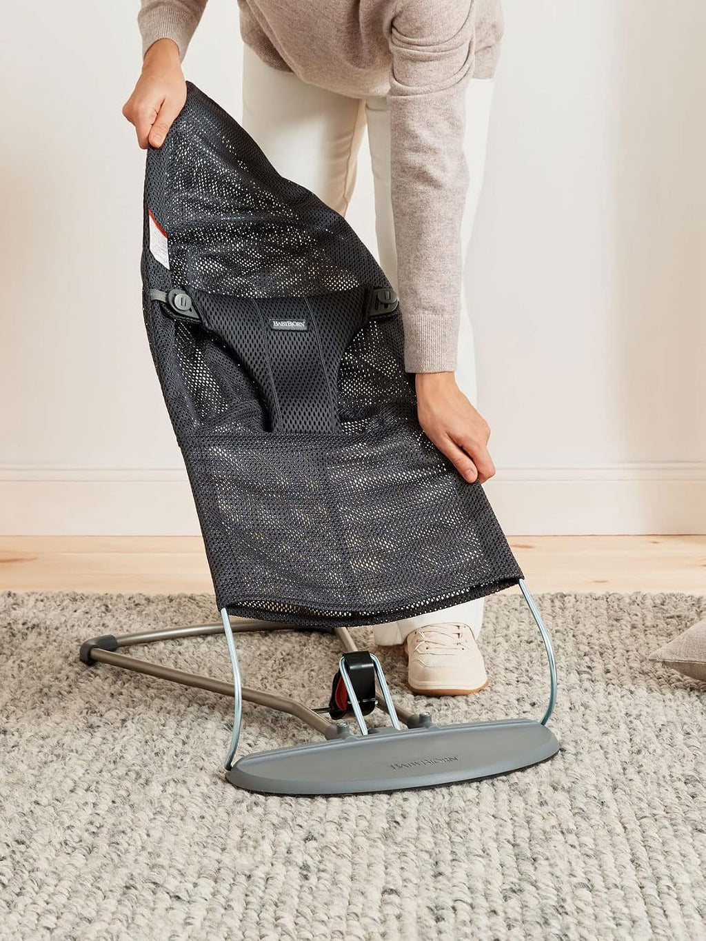 BabyBjörn Bouncer Bliss, Anthracite, Mesh | 2-in-1 Adjustable Baby Bouncer Seat and Toddler Chair, Newborn to Toddler (8-29 lbs), 4 positions, Lightweight & Portable