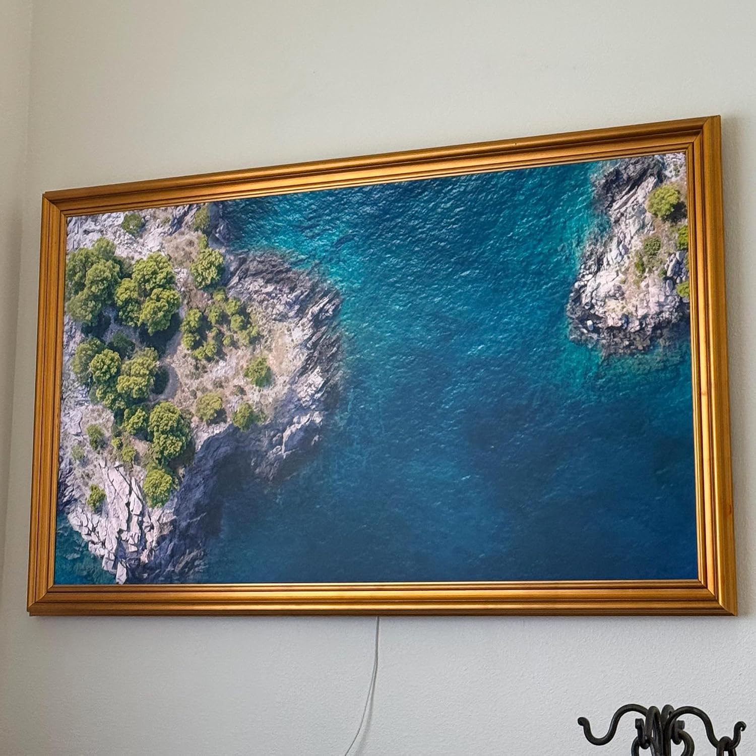 Bright Gold 55' TV frame - Compatible ONLY with Samsung The Frame TV and Pro TVs (Fits 2021-2026 models, model codes:55LS03A/B/C/D/FA/HE/HW)